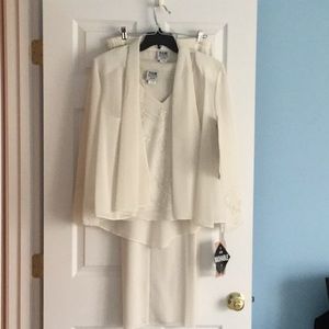 3 piece elegant, dressy pant suit